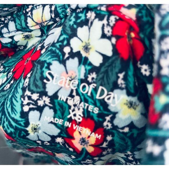 Pajama Set Pants Long Sleeve XS Floral Cozy Soft - Picture 9 of 9